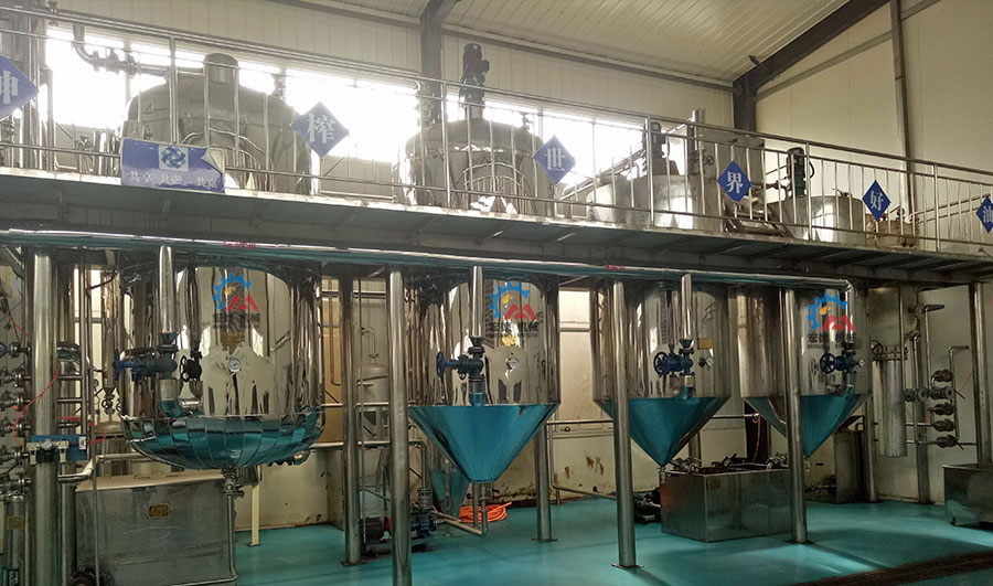 <a href=http://m.socialmediak.com/jinglian/ target=_blank class=infotextkey>精煉油設(shè)備</a>