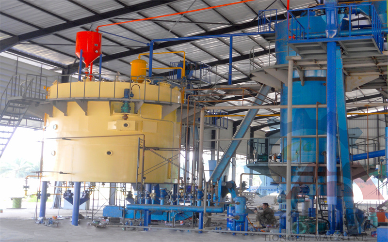 宏德平轉(zhuǎn)式浸出器安裝現(xiàn)場(chǎng)